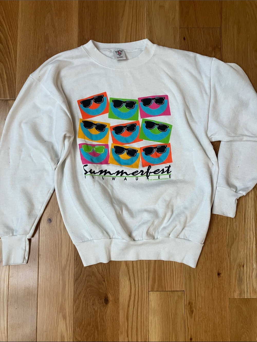 Vintage Summerfest Graphic Crewneck Sweatshirt XL